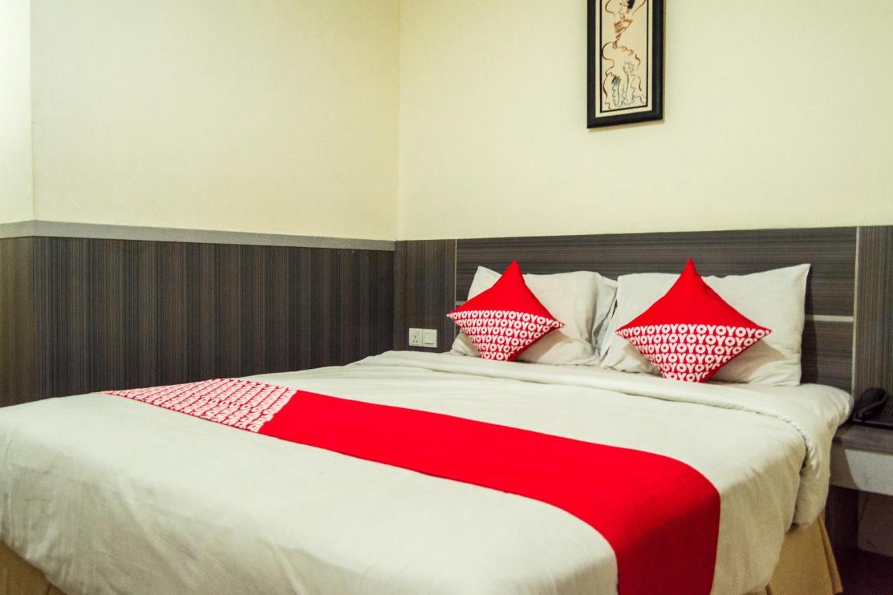 Collection O 625 Hotel Golden Gate Batam Zewnętrze zdjęcie