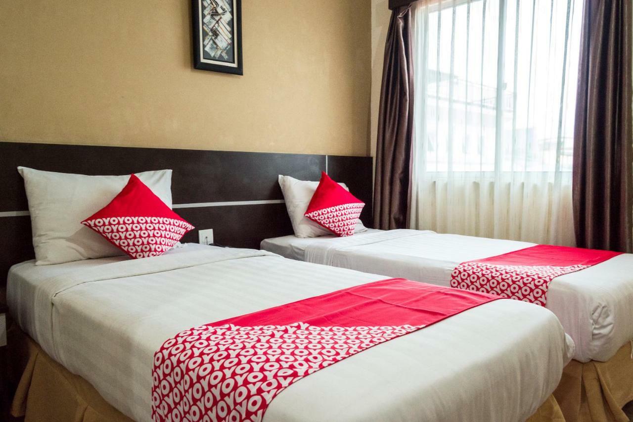 Collection O 625 Hotel Golden Gate Batam Zewnętrze zdjęcie